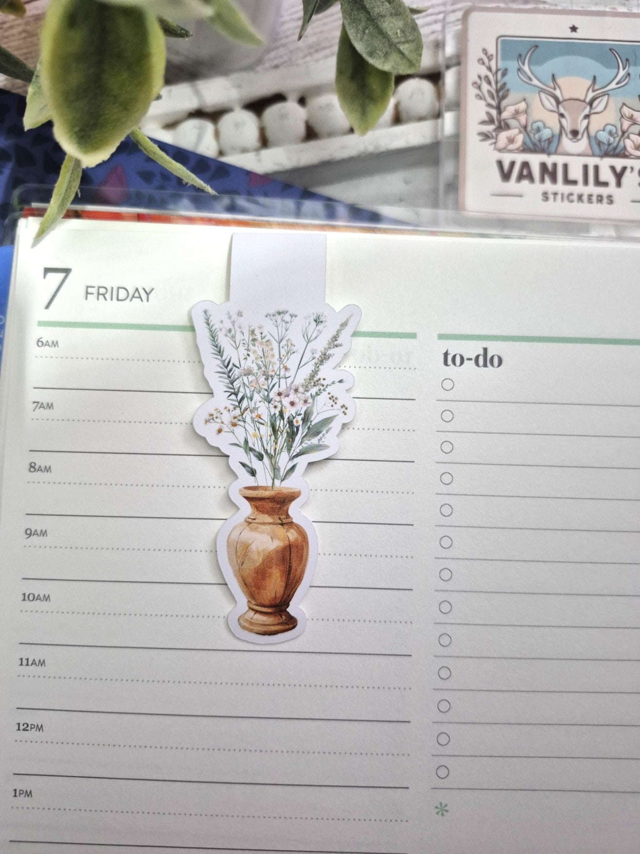 Floral Vase Magnetic Bookmark | Minimalist Botanical Page Marker | Planner & Book Lover Gift | Aesthetic Stationery Accessory