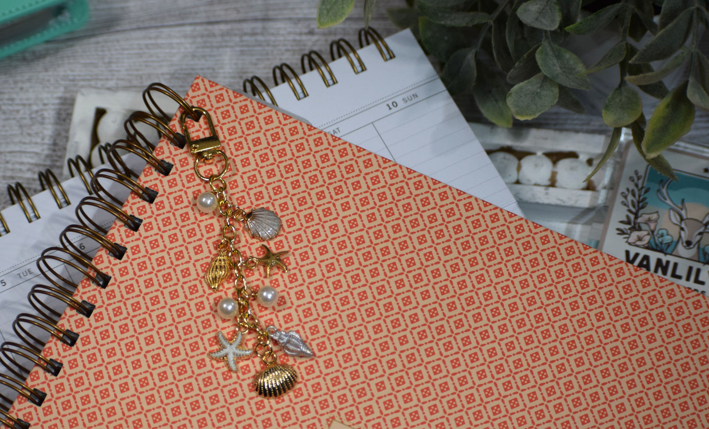 Coastal White Seashell Planner Charm | Binder Charm | Travelers Notebook Charm | Dangle Charm | Purse, Bag Charm
