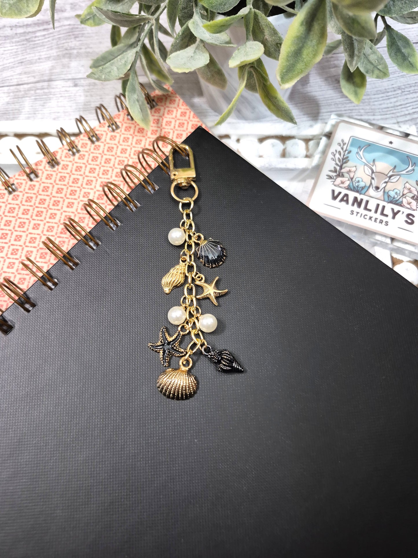 Coastal Black Seashell Planner Charm | Binder Charm | Travelers Notebook Charm | Dangle Charm | Purse, Bag Charm