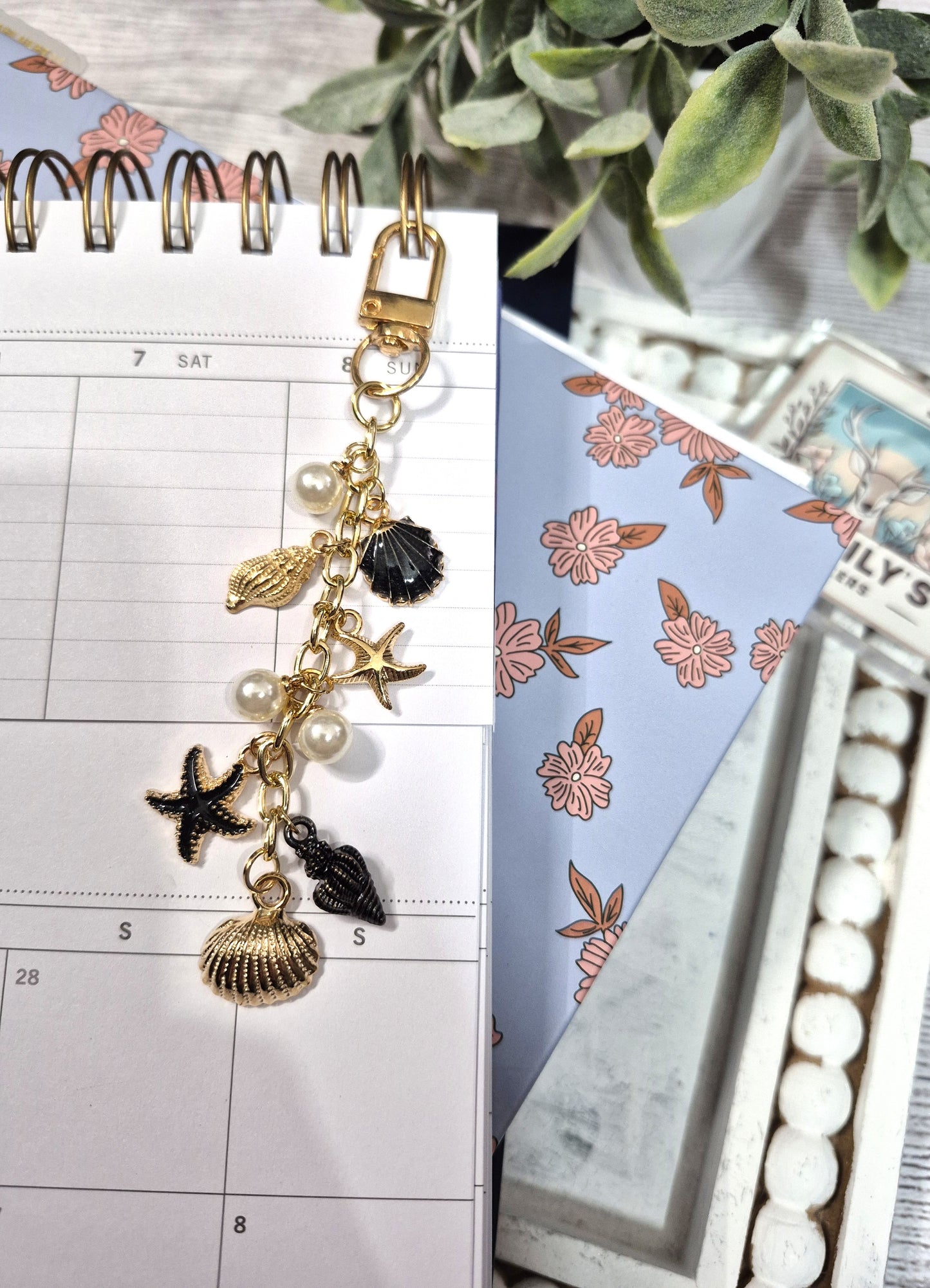 Coastal Black Seashell Planner Charm | Binder Charm | Travelers Notebook Charm | Dangle Charm | Purse, Bag Charm