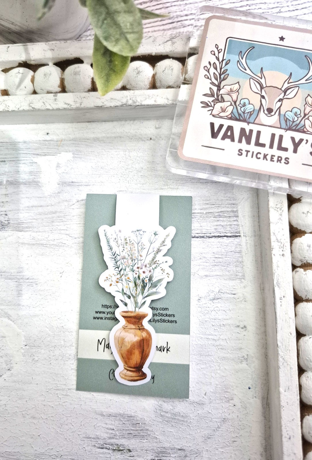 Floral Vase Magnetic Bookmark | Minimalist Botanical Page Marker | Planner & Book Lover Gift | Aesthetic Stationery Accessory