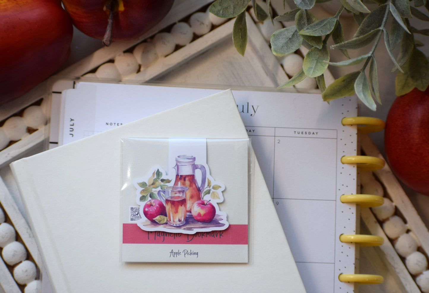 Magnetic Bookmarks, Apple Picking