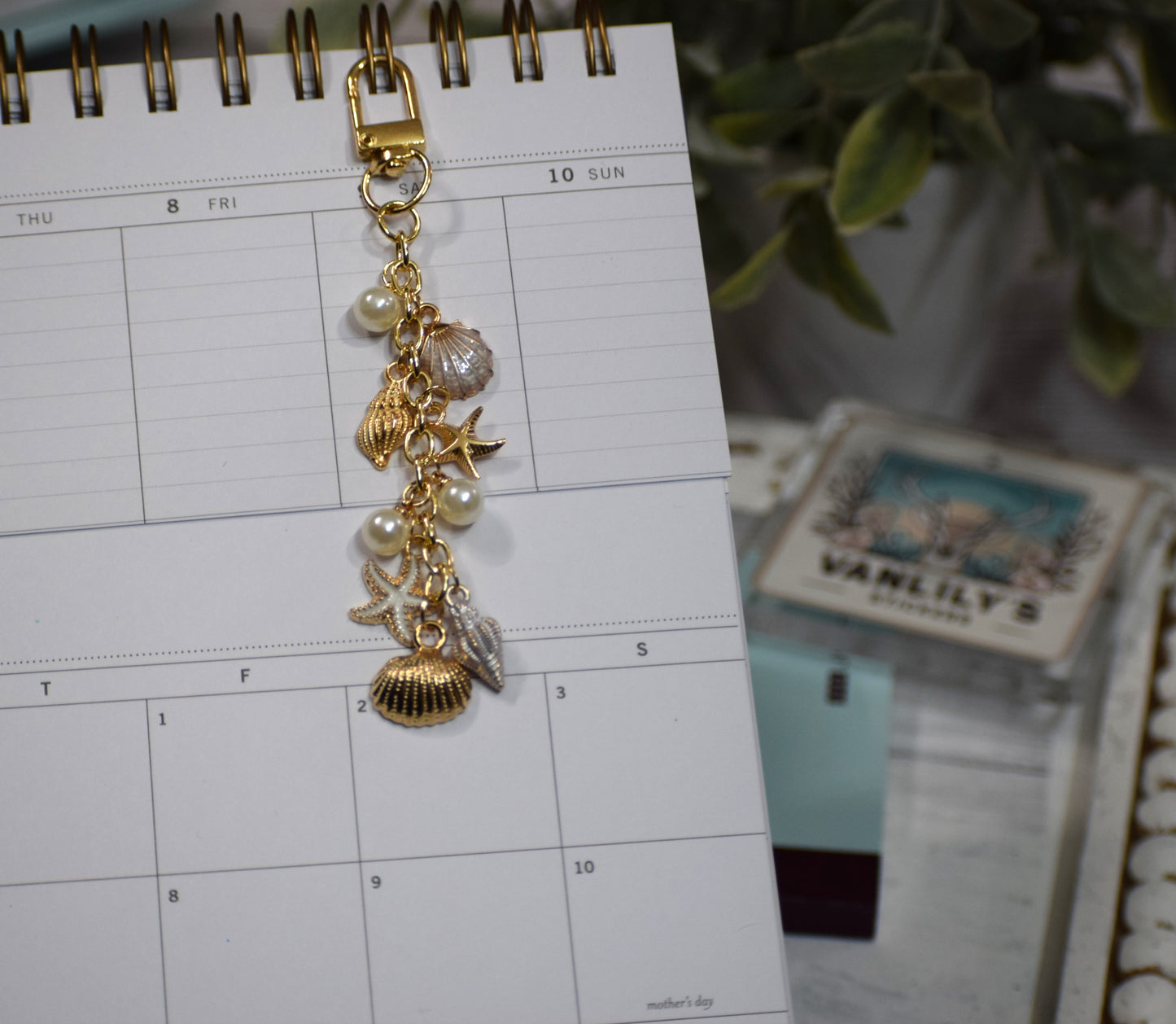 Coastal White Seashell Planner Charm | Binder Charm | Travelers Notebook Charm | Dangle Charm | Purse, Bag Charm